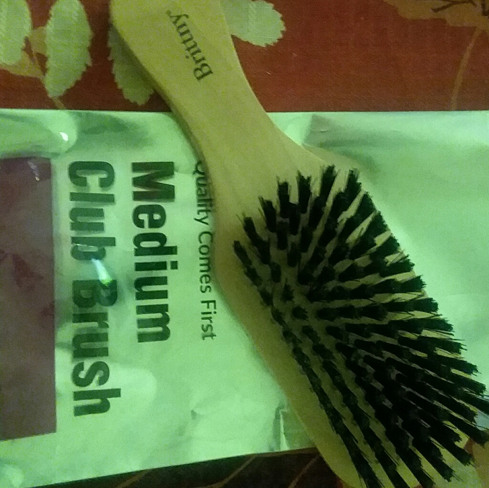 Medium soft brush